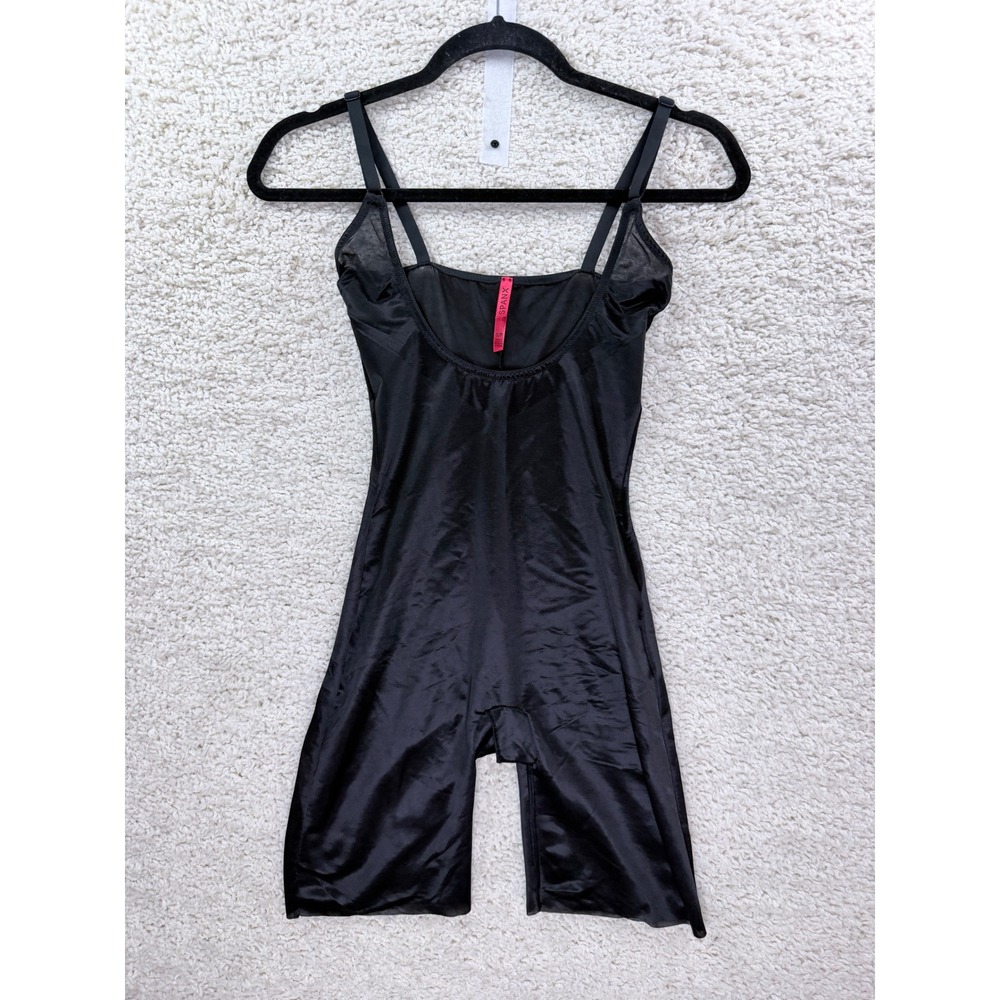 Spanx Bodysuit Shapewear Womens Small Black Excellent Mid-Thigh Firm Control